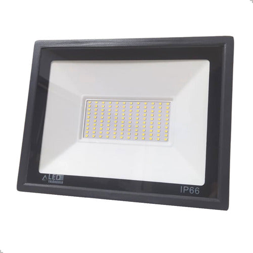 Led Triangulo Refletor Externo Iluminacao Luz Branca 6500k 200 W 127v/220v - Importadora Eletrica Brasilia